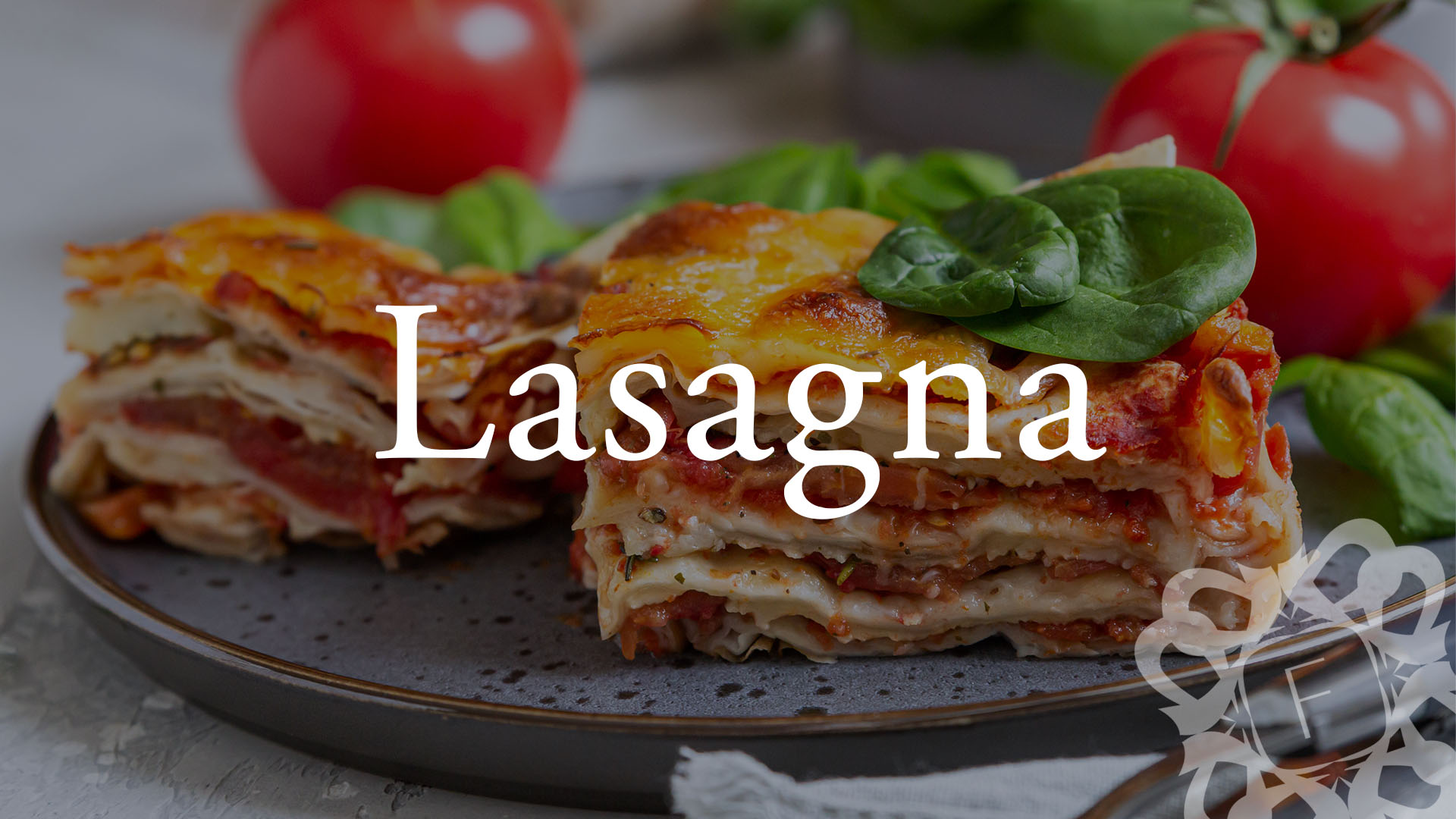 Read more about the article Lasagna: Origini și soiuri ale mult-iubitelor paste la cuptor