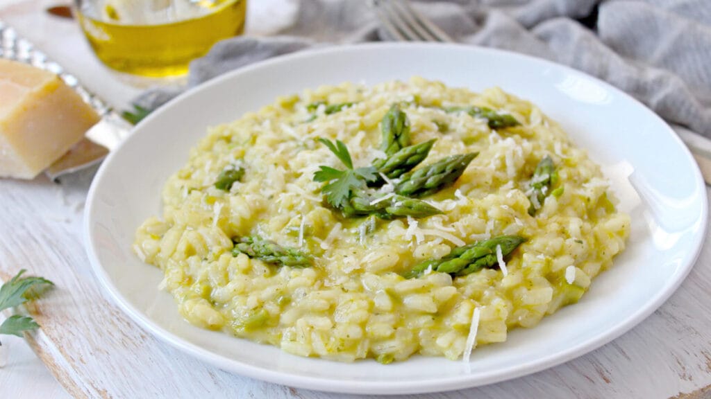 Rețetă: Risotto cu sparanghel 4 Risotto